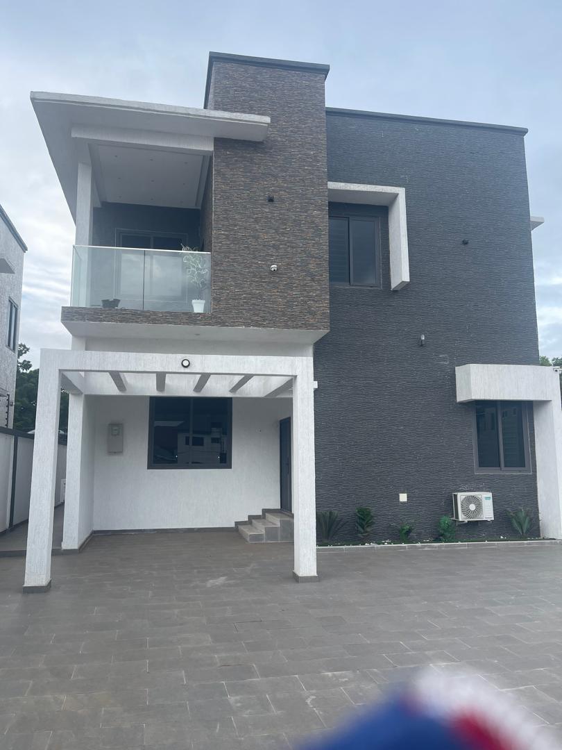 Spacious 4-Bedroom House for Sale in Ogbojo, Accra – Modern, Secure & Fully Furnished