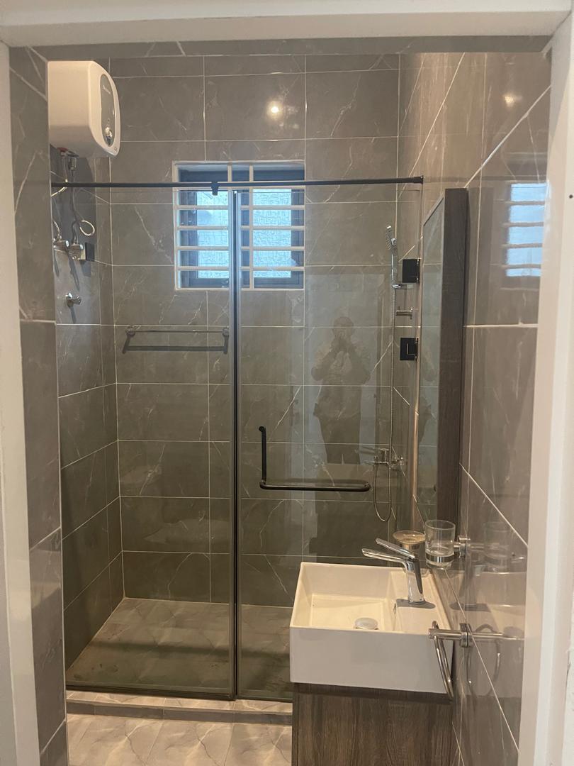 Spacious 4-Bedroom House for Sale in Ogbojo, Accra – Modern, Secure & Fully Furnished